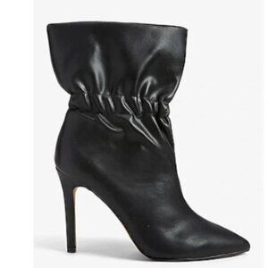 Express Womens Ankle Booties Black Slim Heel Scrunch Buttery Soft Faux Leather 7
